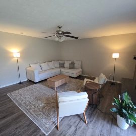 14-Family-Room-2.jpg
