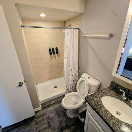 4-Master-Bathroom_.jpg